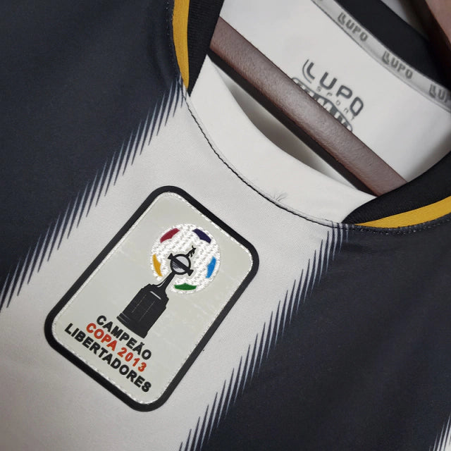 Camisa Retrô Atlético Mineiro I 2013 - Torcedor Masculina - Preto e Branco