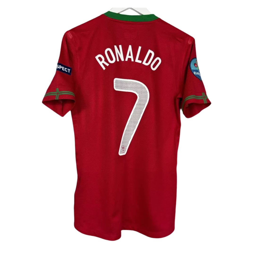 Camisa Retrô Portugal I Cristiano Ronaldo #7 2012 - Torcedor Masculina - Vermelho