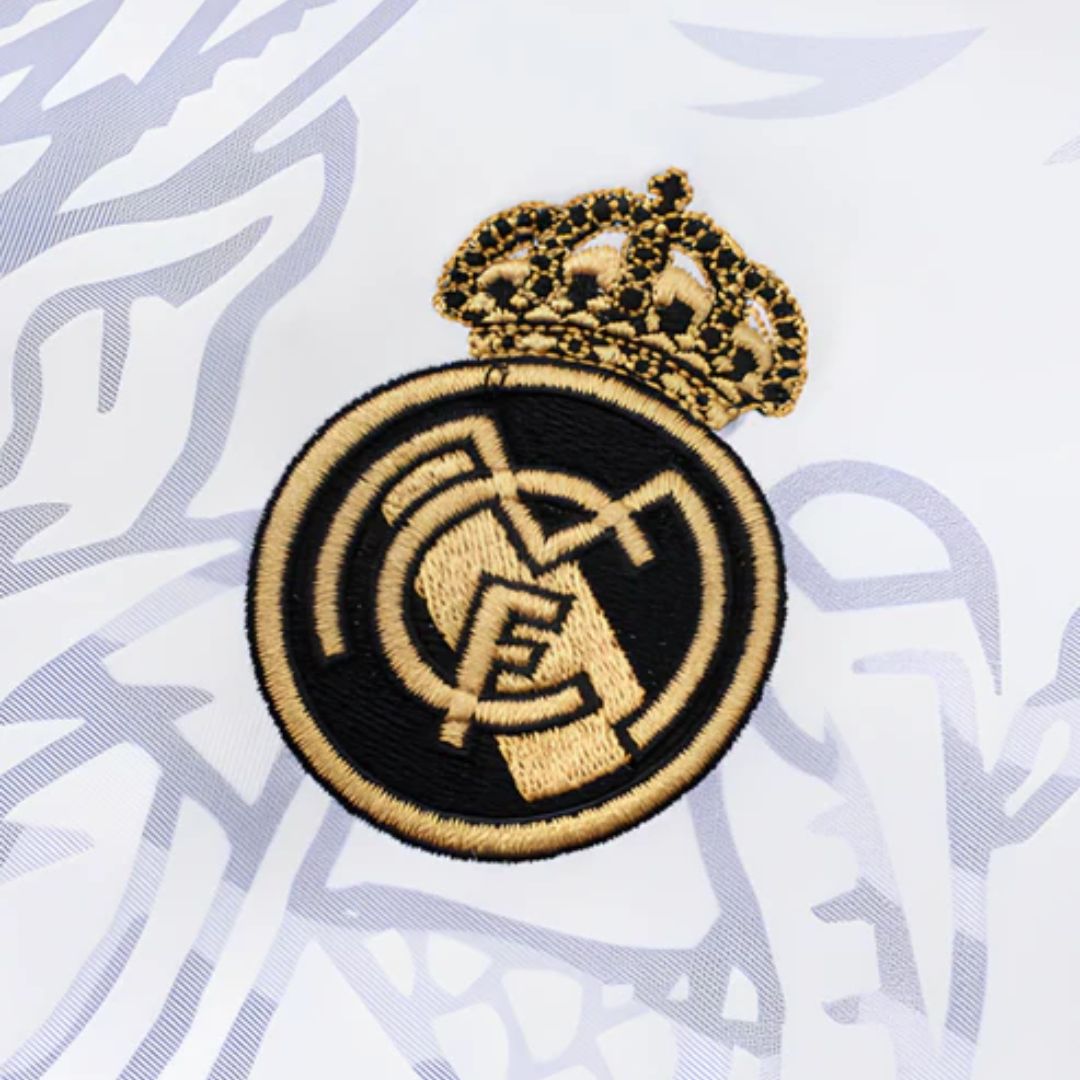 Camisa Real Madrid Edição Especial "Hello Kitty" 24/25 - Unissex - Branco