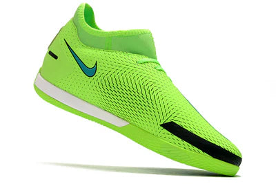 Chuteira de Futsal Nike Phantom GT II - Verde - Manto Elegante