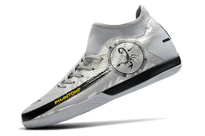 Chuteira de Futsal Nike Phantom GT II Scorpion - Manto Elegante