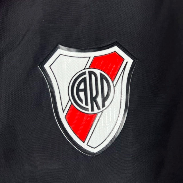 Jaqueta Corta-Vento River Plate 23/24 - Masculina - Preto - Manto Elegante