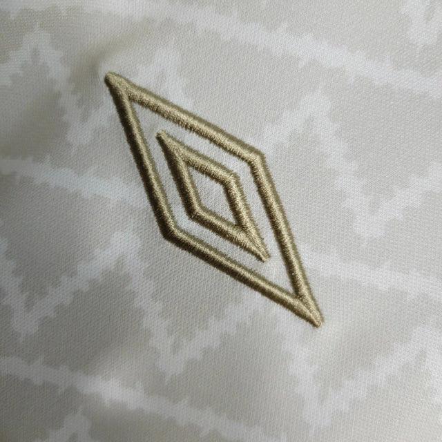 Camisa Athletico Paranaense Edição Especial 23/24 - Torcedor Masculina - Branco - Manto Elegante