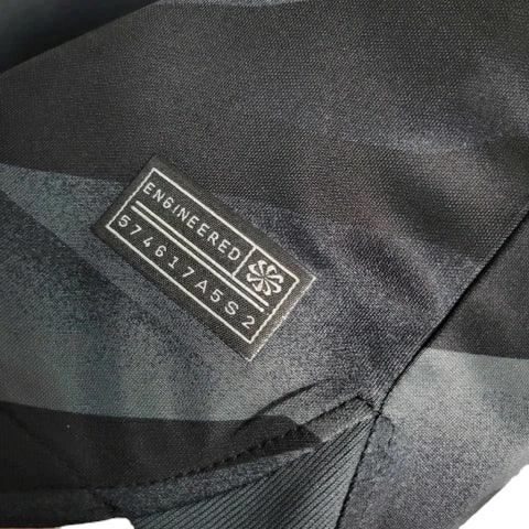 Camisa de Goleiro Barcelona 23/24 - Torcedor Masculina - Preto - Manto Elegante