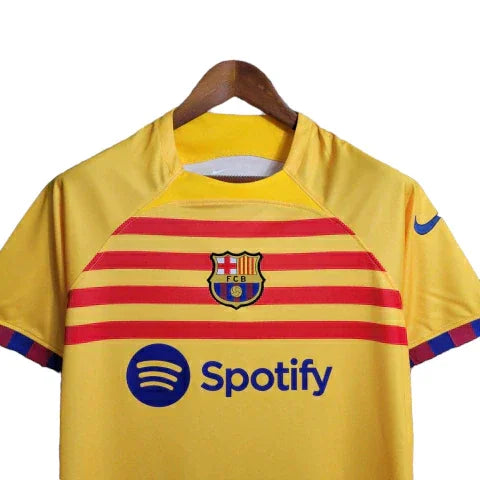 Camisa Barcelona IV 23/24 - Torcedor Masculina - Amarelo - Manto Elegante