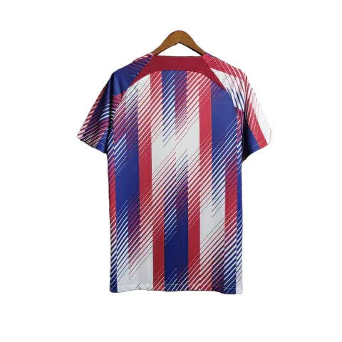 Camisa de Treino Barcelona 23/24 - Torcedor Masculina - Branco, Vermelho e Azul - Manto Elegante