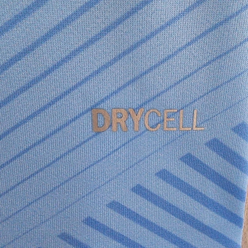 Camisa Cerro Portenho II (Away) 23/24 - Torcedor Masculina - Branco, Azul e Rosa - Manto Elegante