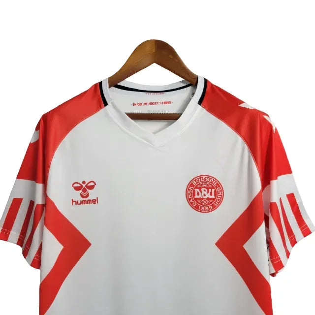 Camisa Seleção da Dinamarca II (Away) 23/24 - Torcedor Masculina - Branco - Manto Elegante
