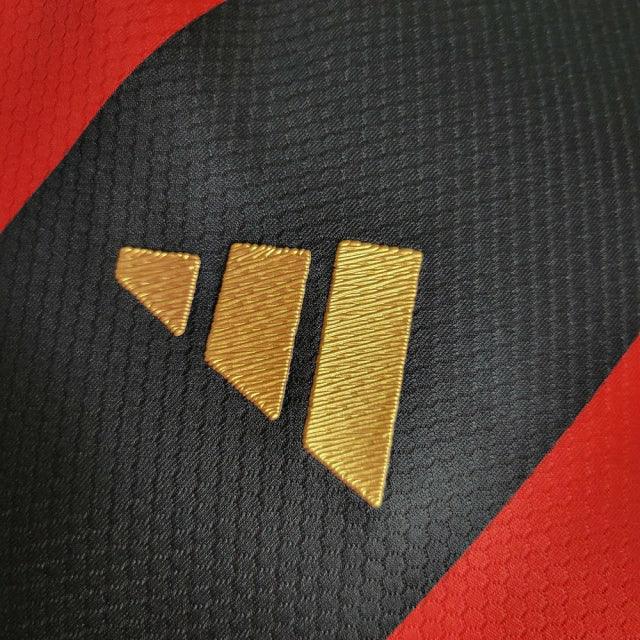 Camisa Atlanta United I (Home) 23/24 - Jogador Masculina - Vermelho e Preto - Manto Elegante
