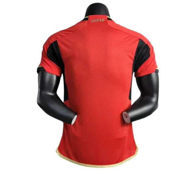 Camisa Atlanta United I (Home) 23/24 - Jogador Masculina - Vermelho e Preto - Manto Elegante