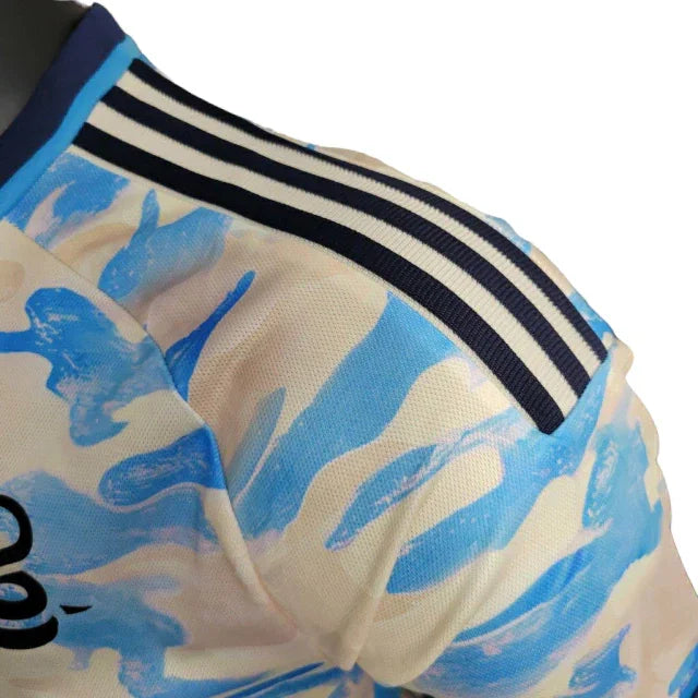 Camisa Philadelphia II (Away) 23/24 - Jogador Masculina - Branco e Azul - Manto Elegante