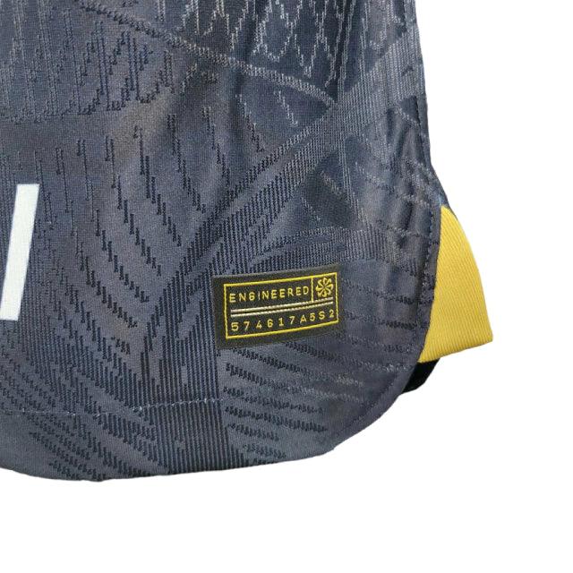 Camisa Pumas do México III (Third) 23/24 - Jogador Masculina - Azul Marinho e Dourado - Manto Elegante