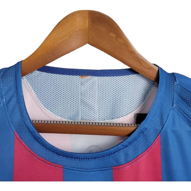 Camisa Manga Longa Retrô Barcelona I (Home) 05/06 - Torcedor Masculina - Vermelho e Azul - Manto Elegante