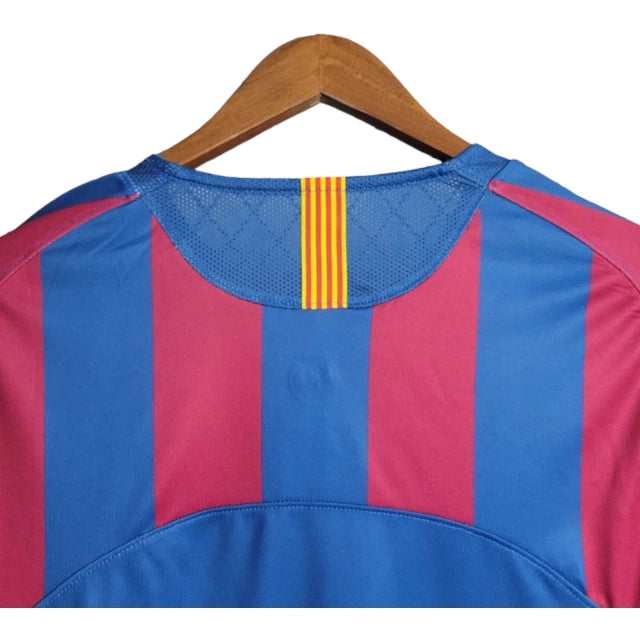 Camisa Manga Longa Retrô Barcelona I (Home) 05/06 - Torcedor Masculina - Vermelho e Azul - Manto Elegante