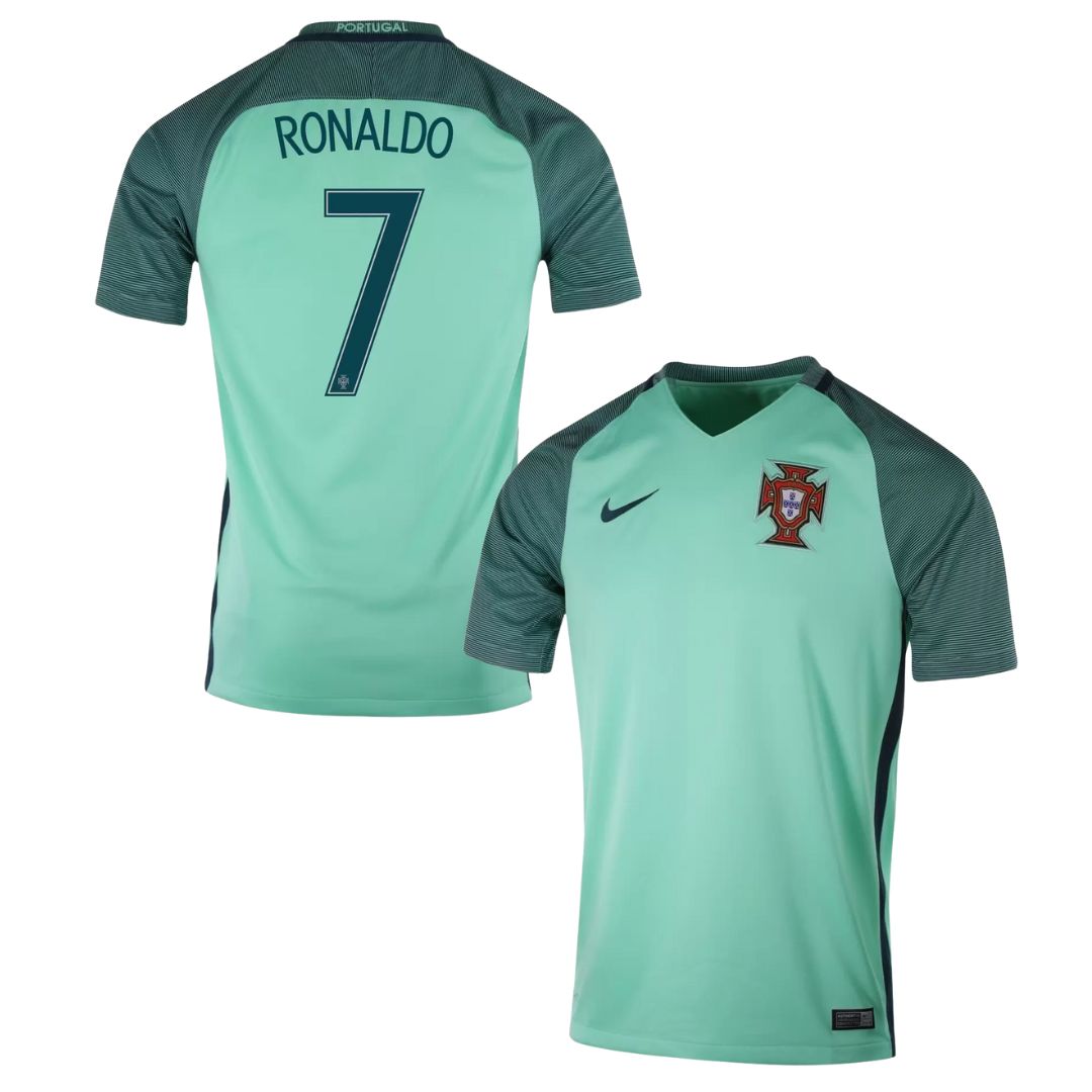 Camisa Retrô Portugal II Cristiano Ronaldo #7 2016 - Torcedor Masculina - Verde