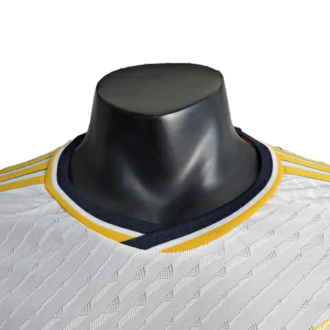 Camisa Manga Longa Real Madrid I (Home) 23/24 - Jogador Masculina - Branco - Manto Elegante