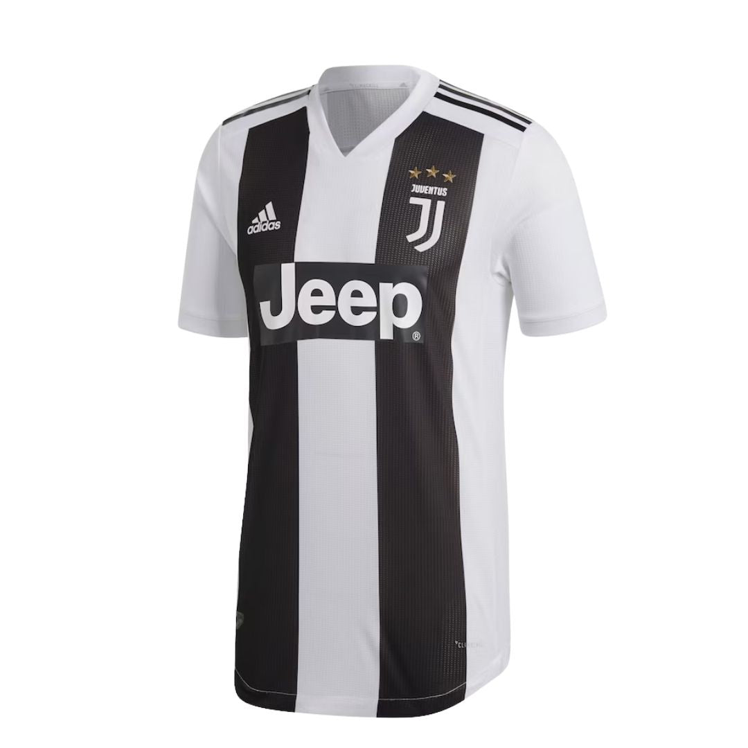 Camisa Retrô Juventus I Cristiano Ronaldo #7 2018 - Torcedor Masculina - Preto e Branco