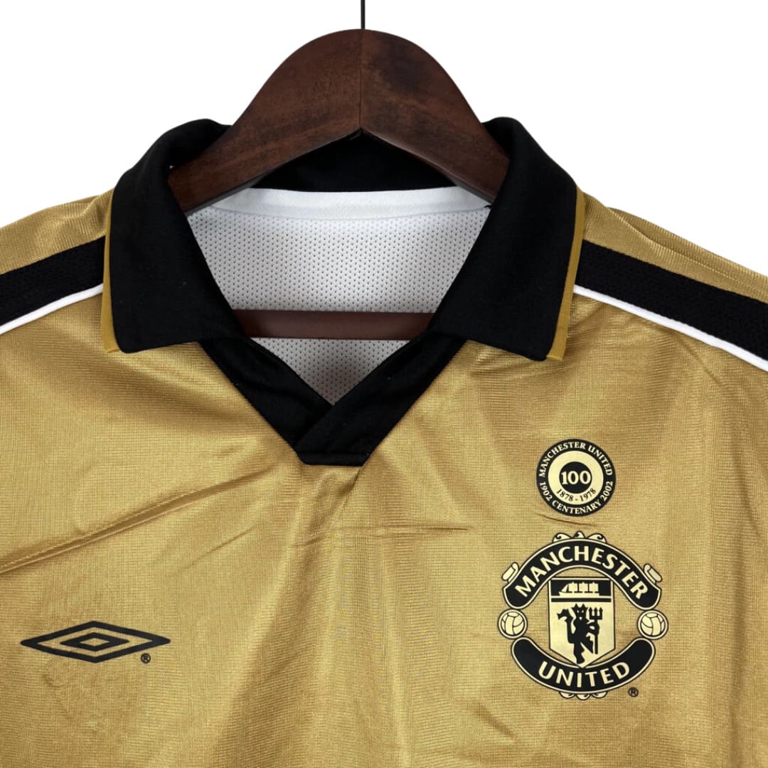 Camisa Retrô Dupla Face Manchester United 01/02 Edição Especial de 100 Anos - Torcedor Masculina - Branco ou Dourado