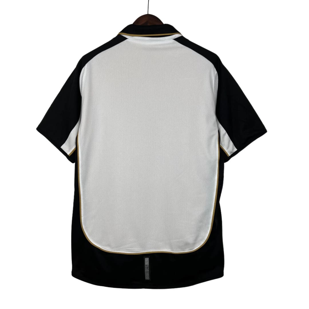 Camisa Retrô Dupla Face Manchester United 01/02 Edição Especial de 100 Anos - Torcedor Masculina - Branco ou Dourado