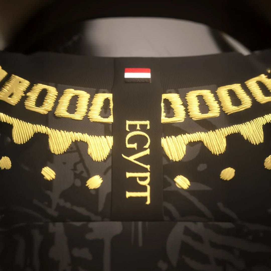 Camisa "Egyptian King" 25/26 - Salah #11 - Edição Especial - Torcedor Masculina - Preto e Dourado