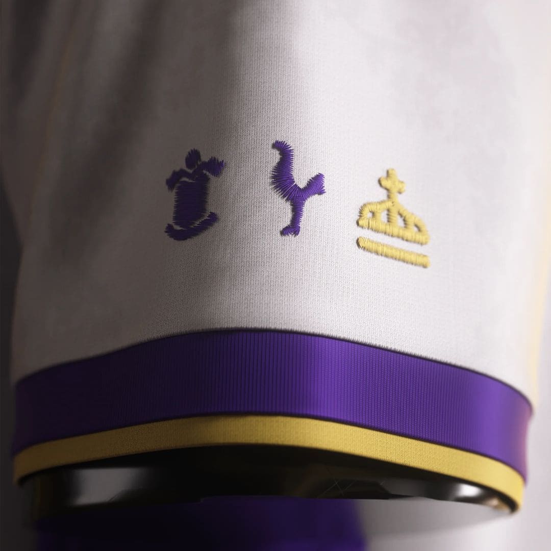 Camisa "Legends Of Madrid" 24/25 - Bale #11 THE CANNON - Edição Especial Trio BBC - Torcedor Masculina - Branco