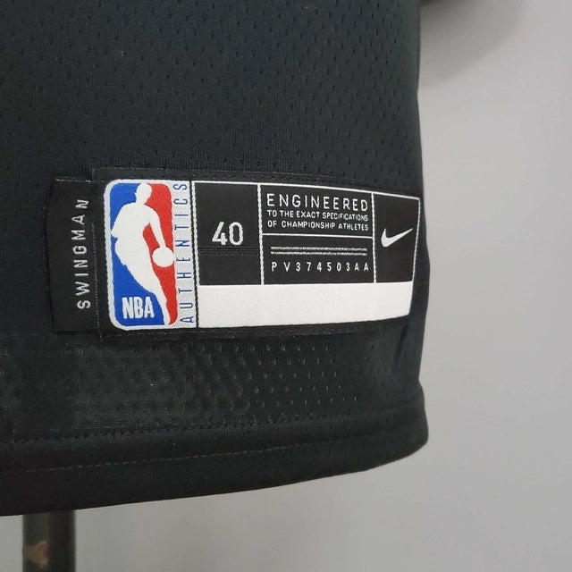 Camiseta Regata Chicago Bulls - Masculina - Preto e Amarelo