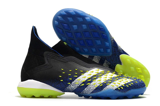 Chuteira de Society Adidas Predator Freak+ Superlative - Manto Elegante