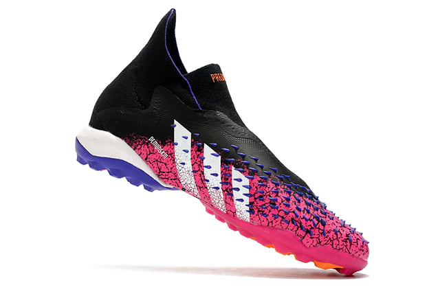 Chuteira de Society Adidas Predator Freak+ Superspectral - Manto Elegante
