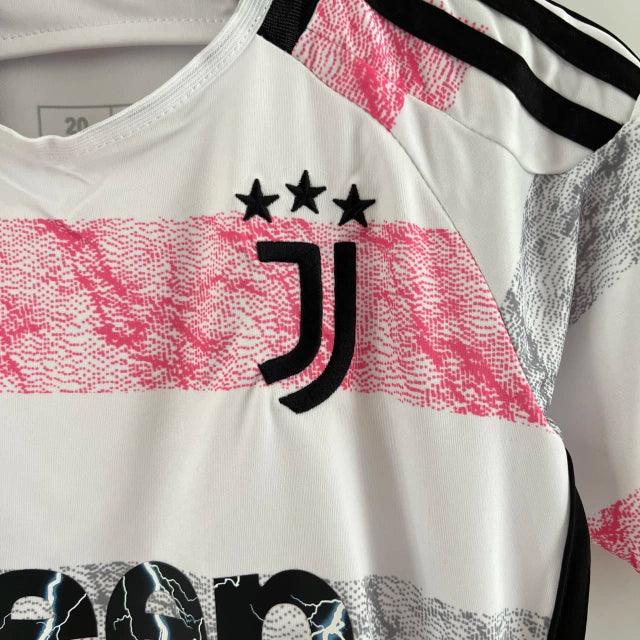 Conjunto Infantil Juventus II (Away) 23/24 - Branco - Manto Elegante