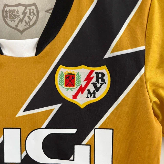 Conjunto Infantil Rayo Vallecano III (Third) 23/24 - Dourado - Manto Elegante