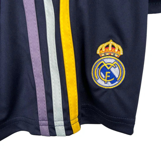 Conjunto Infantil Real Madrid II (Away) 23/24 - Cinza - Manto Elegante