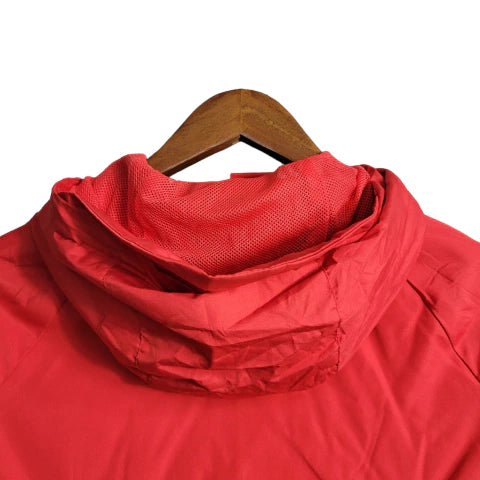 Jaqueta Corta-Vento Croácia 23/24 - Masculina - Preto e Vermelho - Manto Elegante