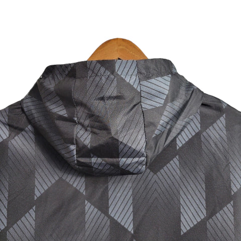 Jaqueta Corta-Vento Manchester United 23/24 - Masculina - Preto - Manto Elegante