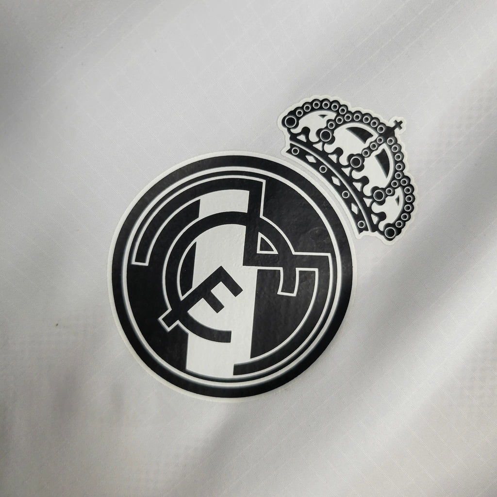 Jaqueta Corta-Vento Real Madrid 23/24 - Masculina - Branco - Manto Elegante