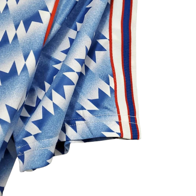 Camisa Retrô Manchester United II (Away) 1991 - Torcedor Masculina - Azul e Branco - Manto Elegante