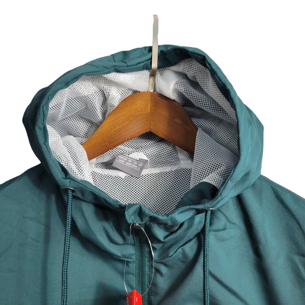 Jaqueta Corta-Vento Palmeiras 23/24 - Masculina - Verde e Branco - Manto Elegante