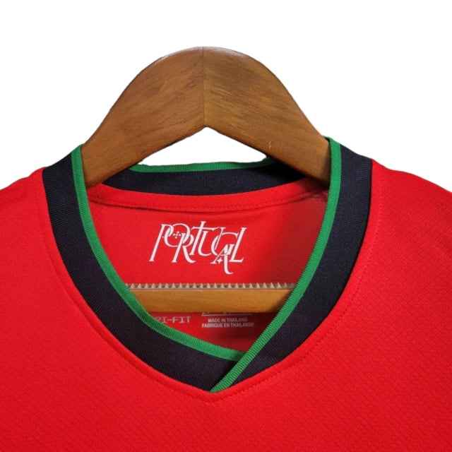 Conjunto Infantil Seleção de Portugal I (Home) 24/25 - Vermelho