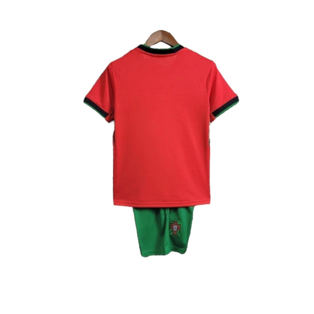 Conjunto Infantil Seleção de Portugal I (Home) 24/25 - Vermelho