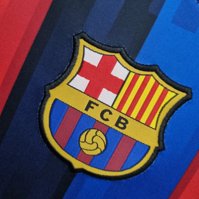 Camisa Barcelona I (Home) 22/23 - Torcedor Feminina - Azul Marinho, Azul Royal e Vermelho - Manto Elegante