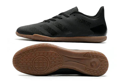 Chuteira de Futsal Adidas Predator 20.4 Black - Manto Elegante