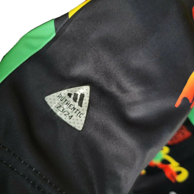 Camisa Ajax Edição Especial Bob Marley 23/24 - Torcedor Masculina - Preto - Manto Elegante