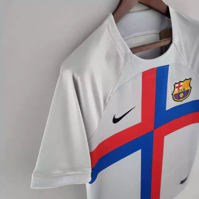 Camisa Barcelona III (Third) 22/23 - Torcedor Masculina - Branco - Manto Elegante