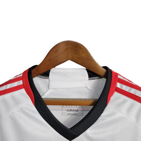 Camisa Flamengo II 23/24 - Torcedor Feminina - Branco - Manto Elegante