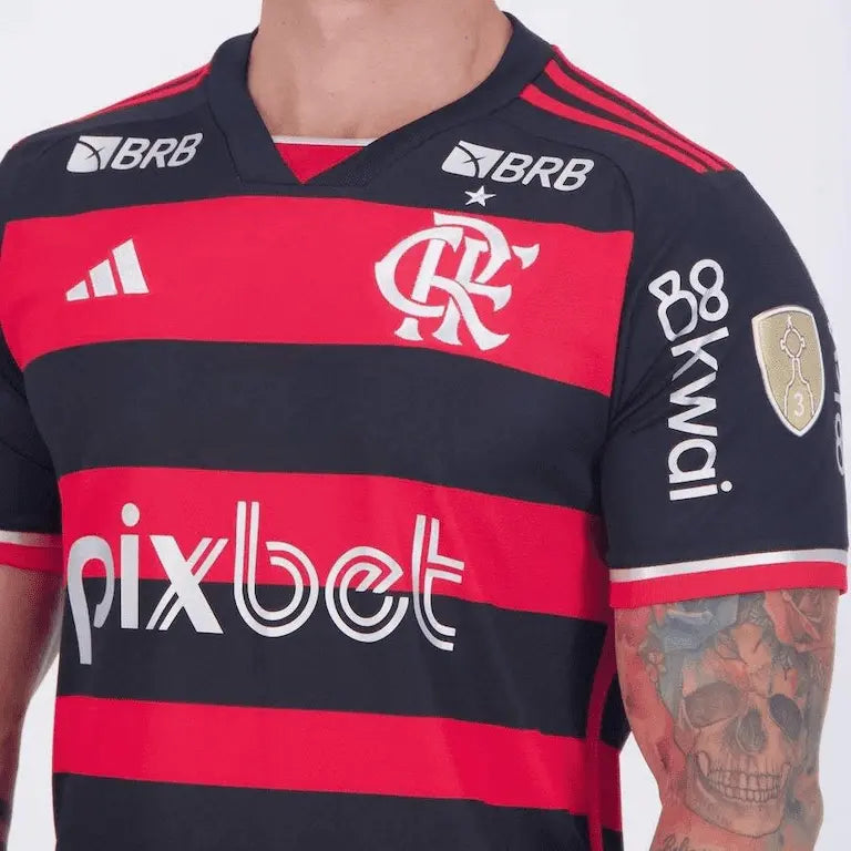 Camisa Flamengo I C/ Todos os Patrocínios e Patch Libertadores 24/25 - Torcedor Masculina - Vermelho e Preto