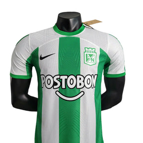 Camisa Atlético Nacional I (Home) 23/24 - Jogador Masculina - Branco e Verde - Manto Elegante