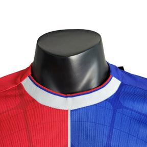 Camisa Crystal Palace I (Home) 23/24 - Jogador Masculina - Vermelho e Azul - Manto Elegante