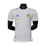 Camisa Leeds United I (Home) 23/24 - Jogador Masculina - Branco - Manto Elegante