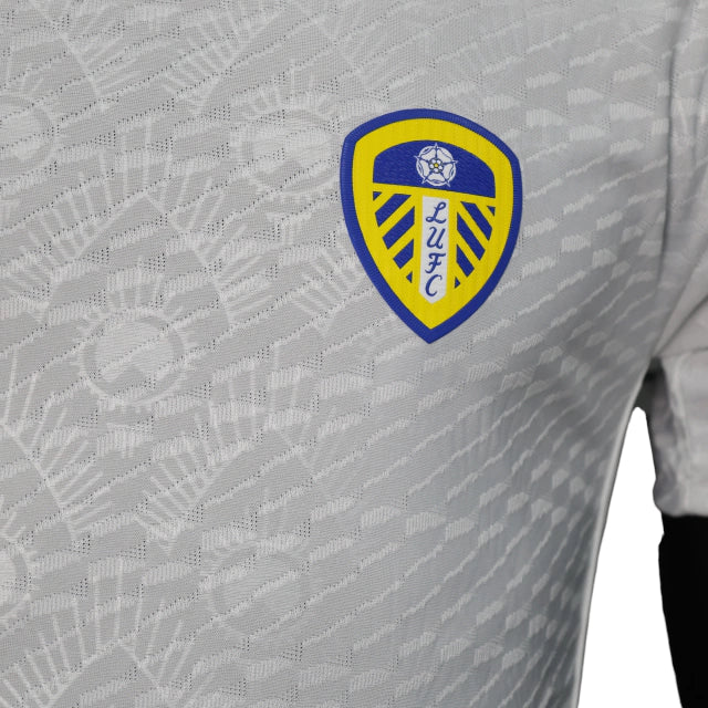 Camisa Leeds United I (Home) 23/24 - Jogador Masculina - Branco - Manto Elegante