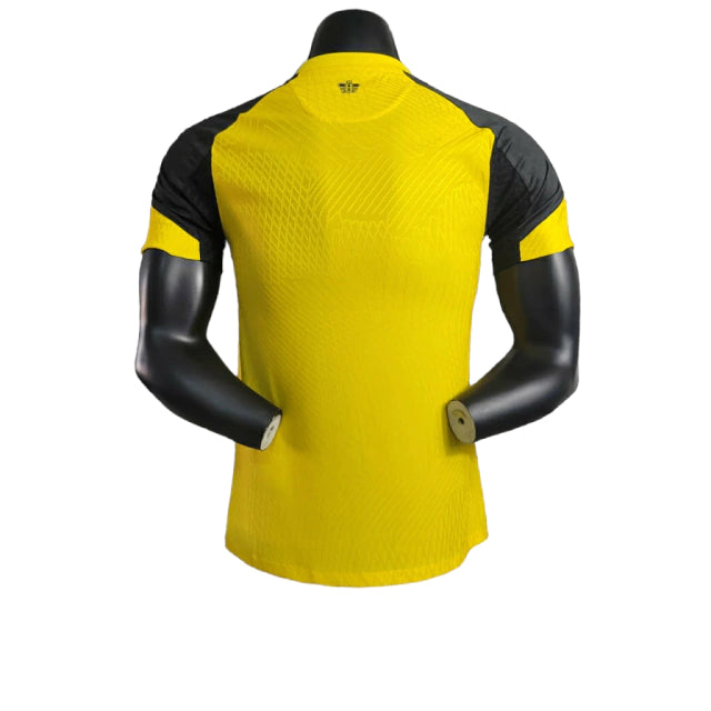 Camisa Watford I (Home) 23/24 - Jogador Masculina - Amarelo e Preto - Manto Elegante