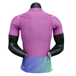 Camisa Milan III (Third) 23/24 - Jogador Masculina - Roxo, Rosa, Azul e Verde - Manto Elegante